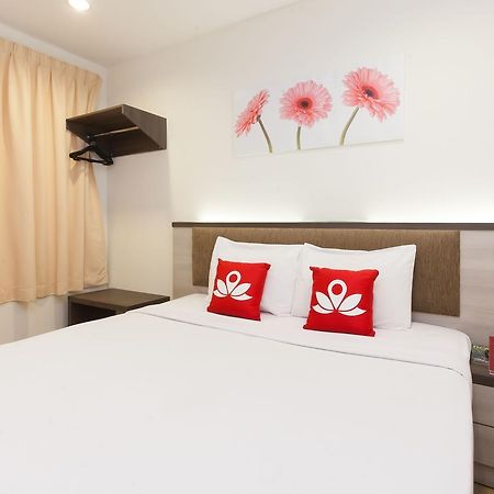 Zen Rooms Pertam Jaya Malacca Exterior photo