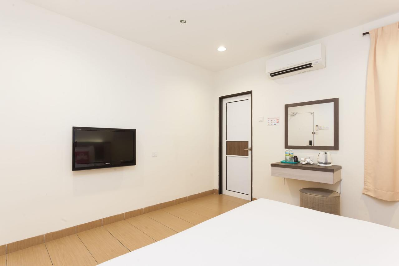 Zen Rooms Pertam Jaya Malacca Exterior photo
